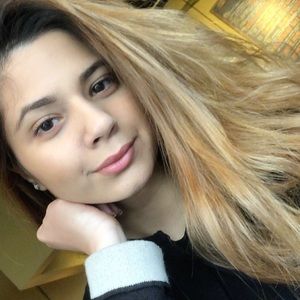 Meet your Posher, Areej